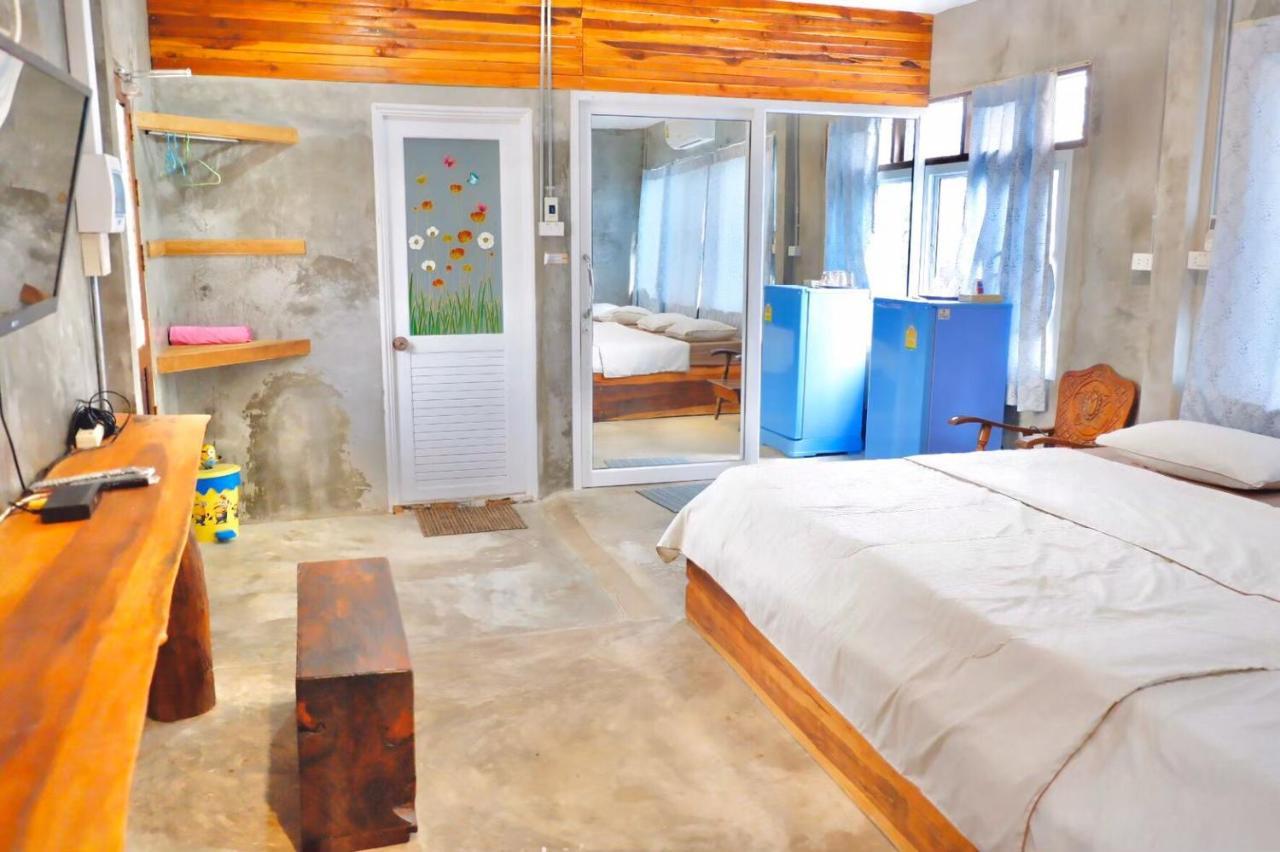 Chokchai Hotel Ban Huai Maenam Noi Exteriér fotografie