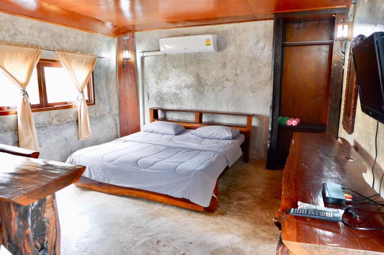 Chokchai Hotel Ban Huai Maenam Noi Exteriér fotografie