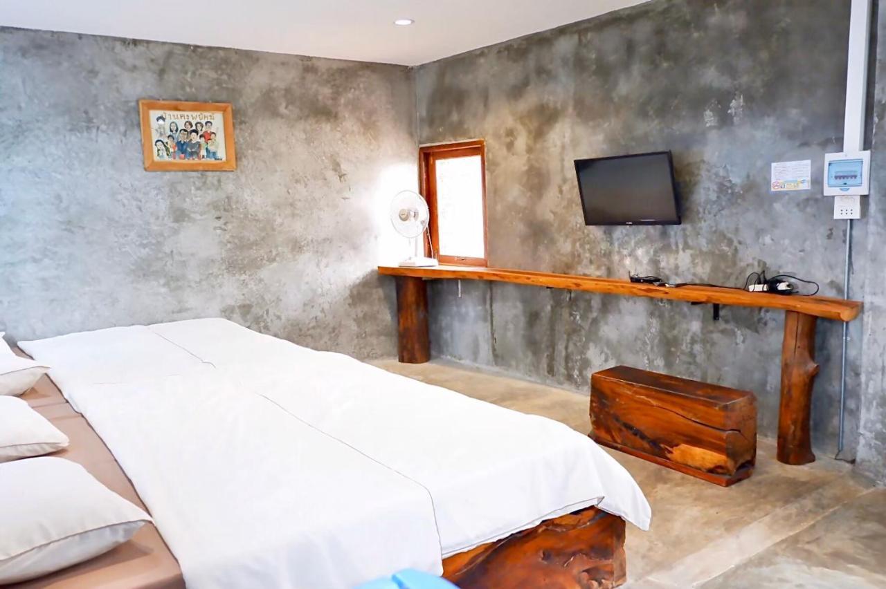 Chokchai Hotel Ban Huai Maenam Noi Exteriér fotografie