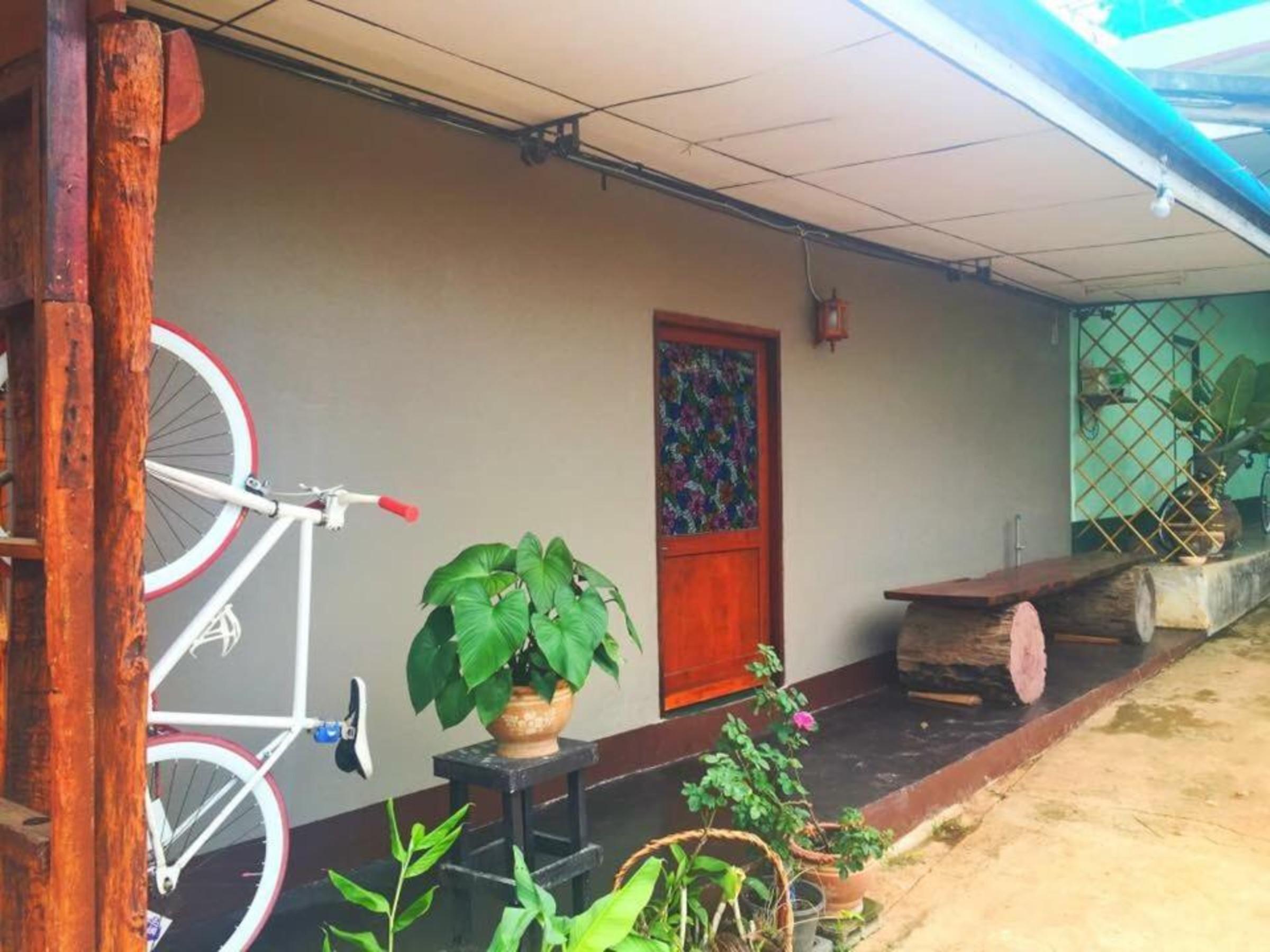 Chokchai Hotel Ban Huai Maenam Noi Exteriér fotografie
